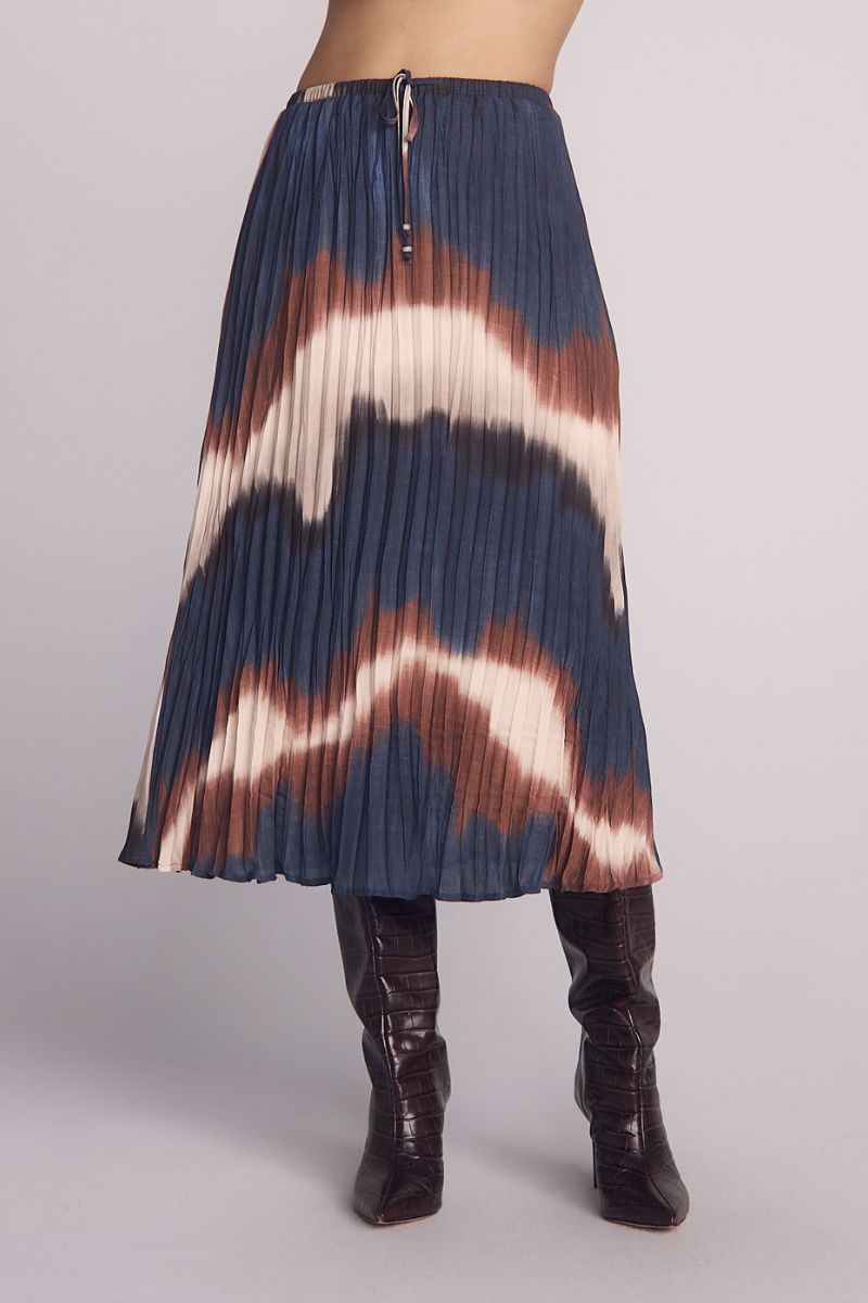 Pleated Skirt with Tie