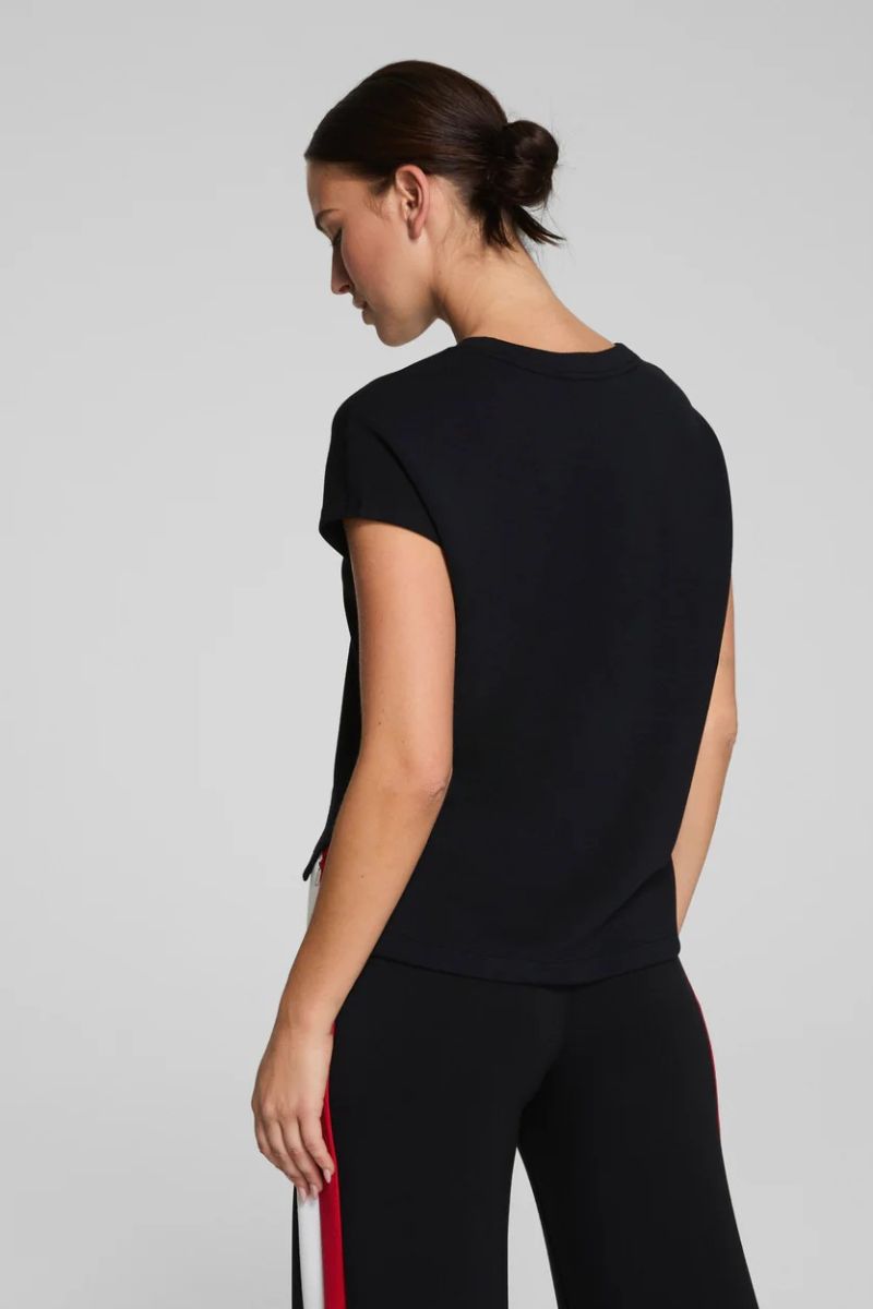 Airessentials Light Tee