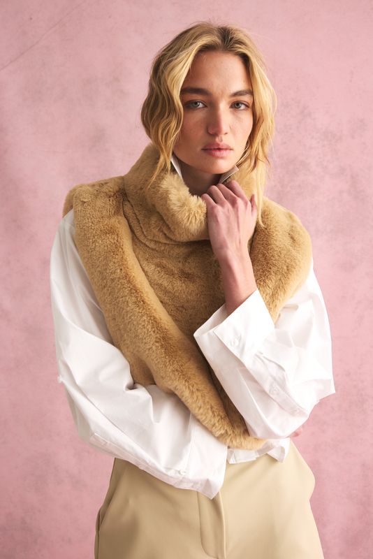 CORDELIA POPOVER