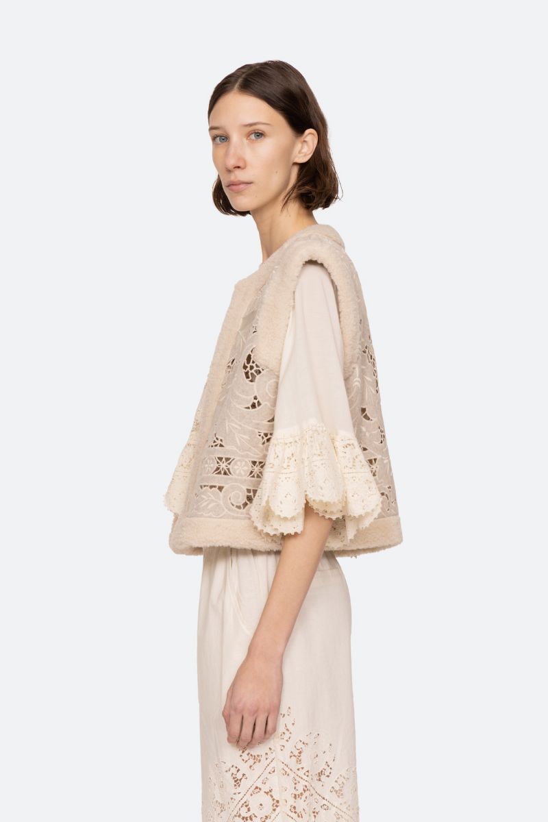 Ceci Embroidery Felt Vest