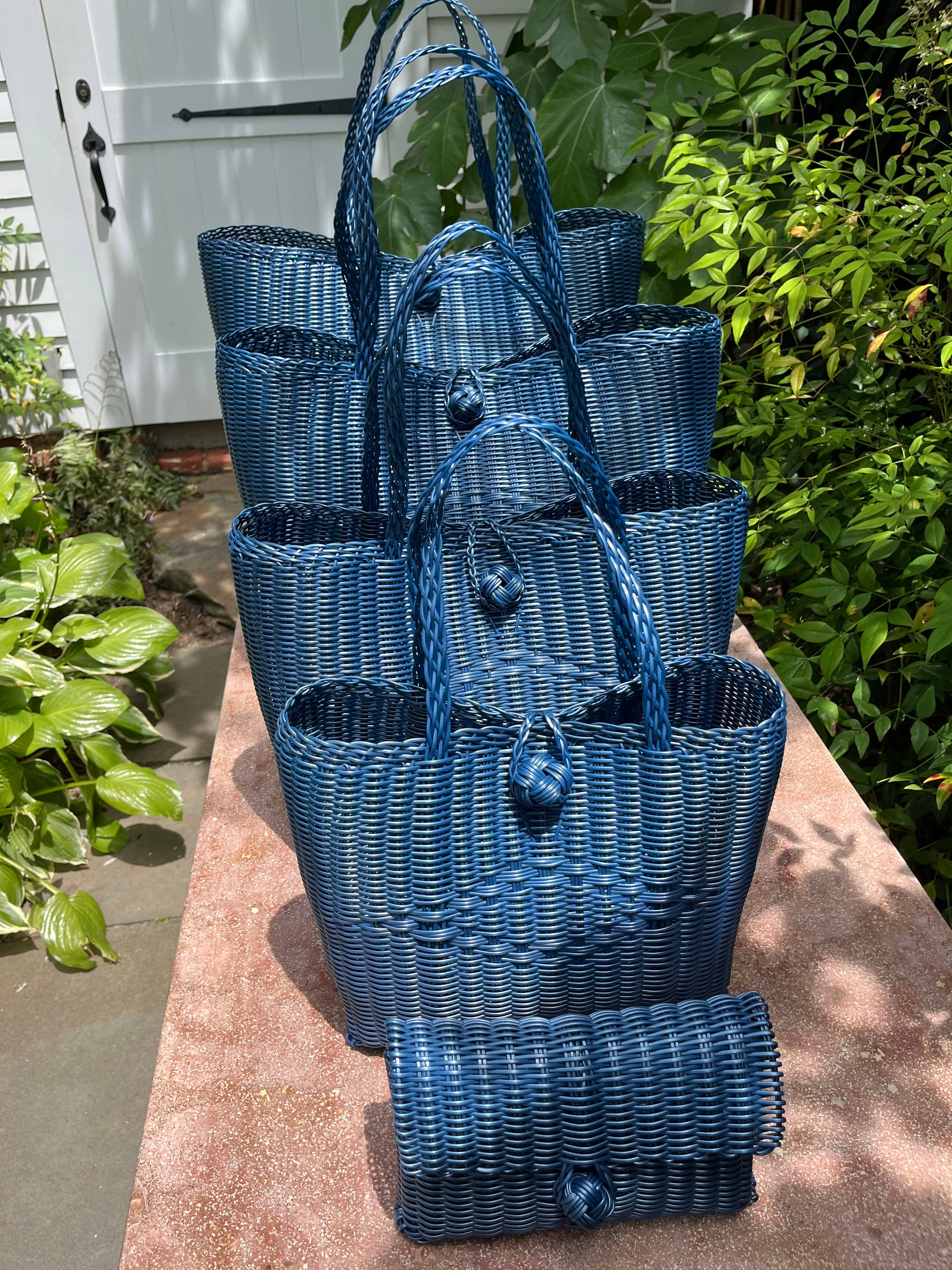 Medium, Solid in Fog Blue Tote