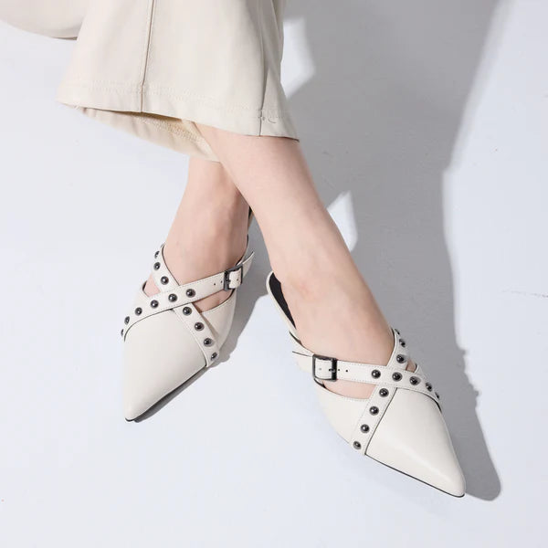 Alexis Kitten Heel Leather