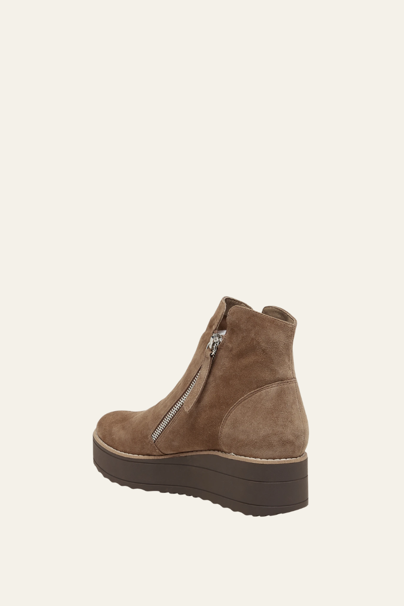 NENE Boot Light Chocolate