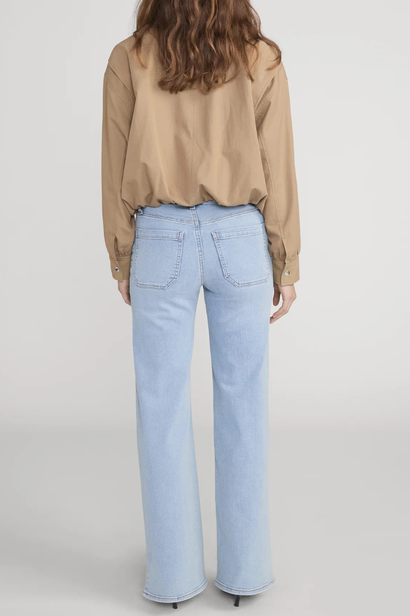 Le Slim Palazzo Modernist Pocket