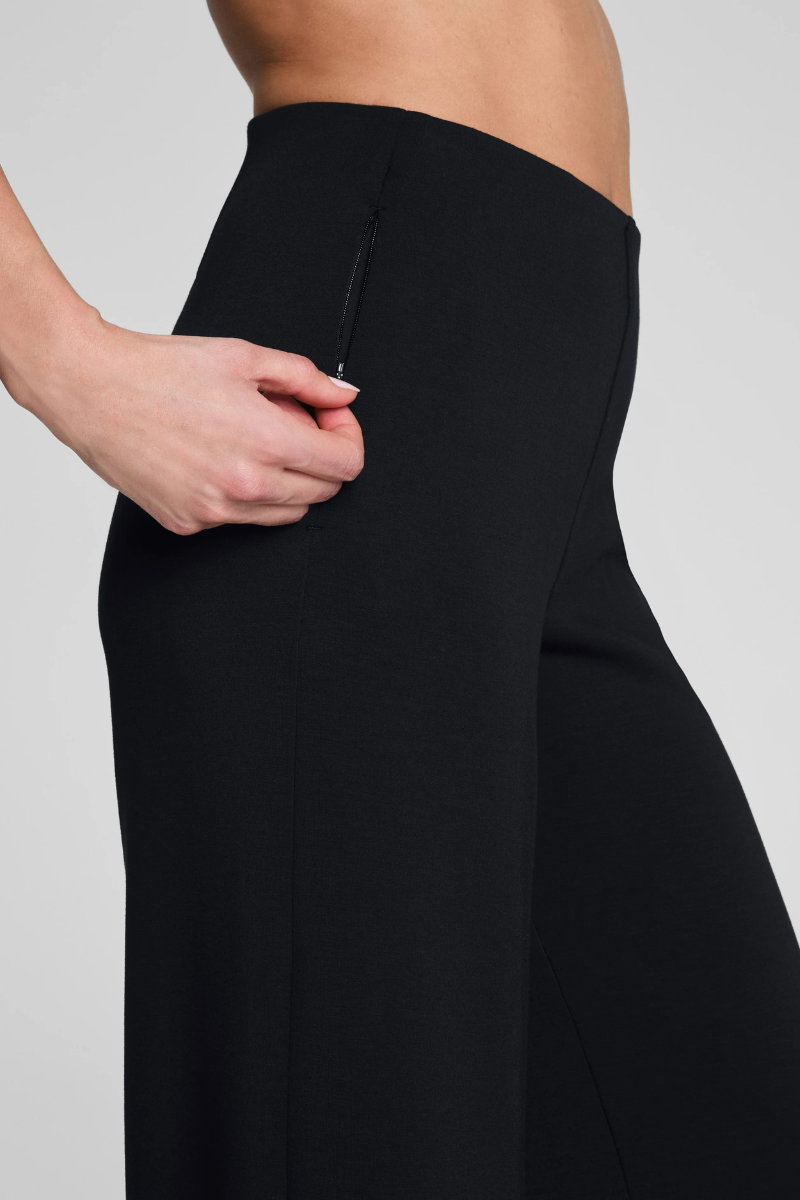 Airessentials Smooth Front Wide Leg Pant