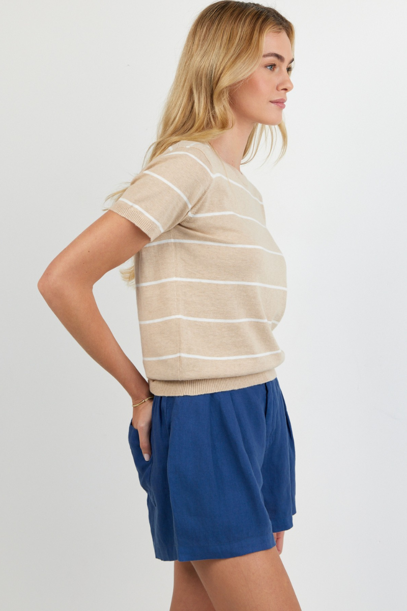 Short Sleeve Crew Neck Knit Top