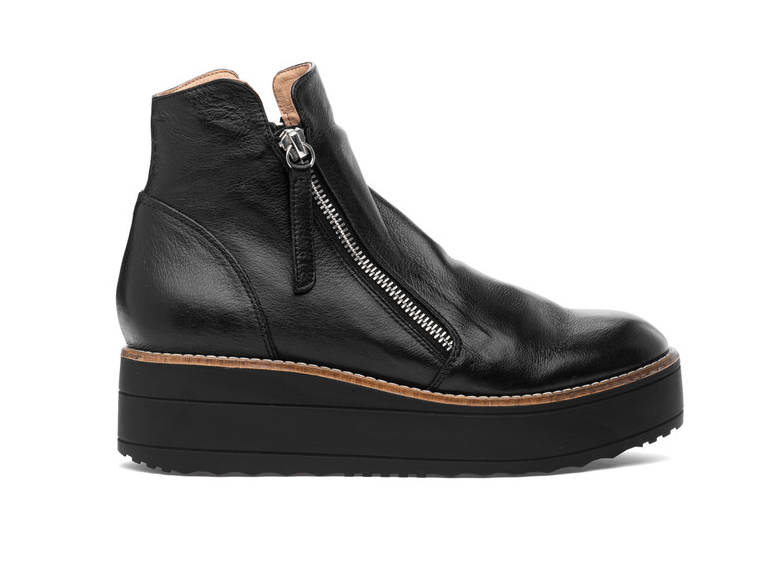 Nene Boot