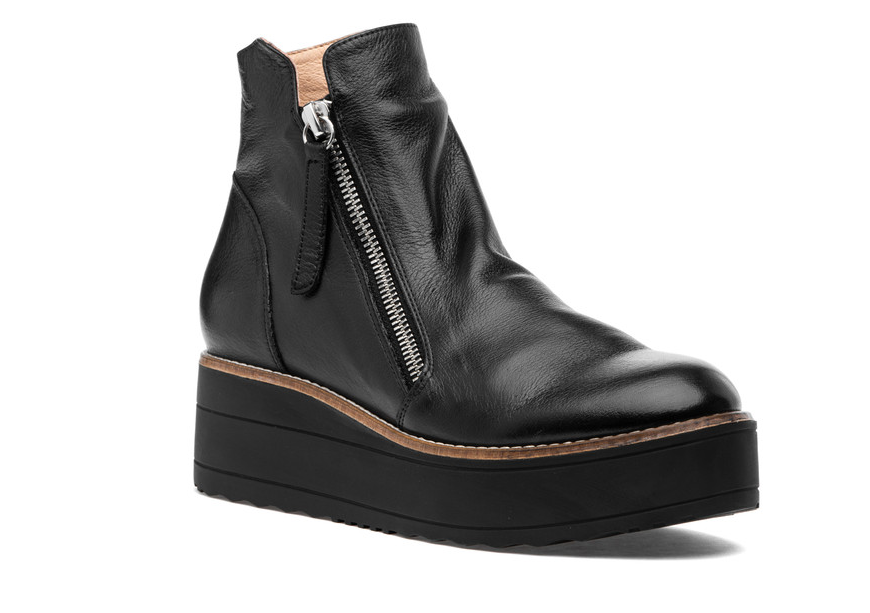 Nene Boot