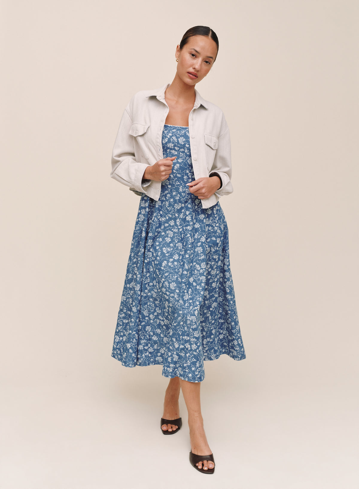 B60023-M56-013 - SLEEVELESS SEAMED FIT & FLARE MIDI DRESS