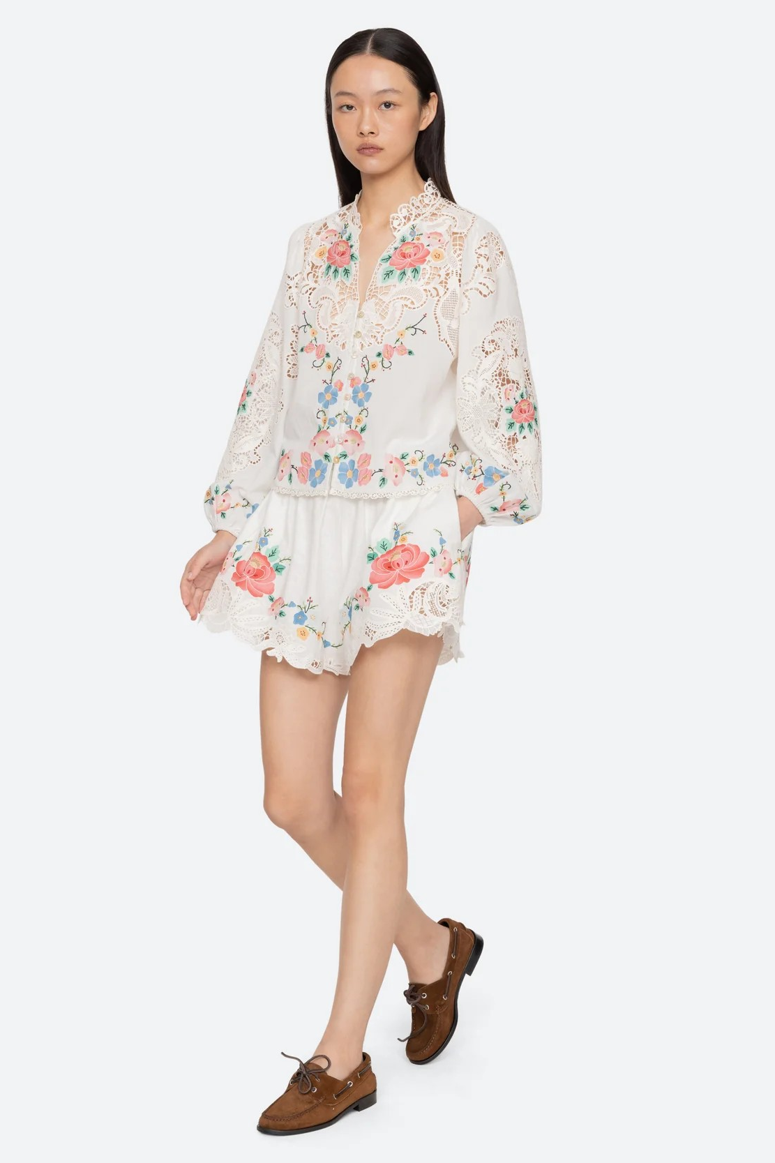 Astrid Embroidery Shorts