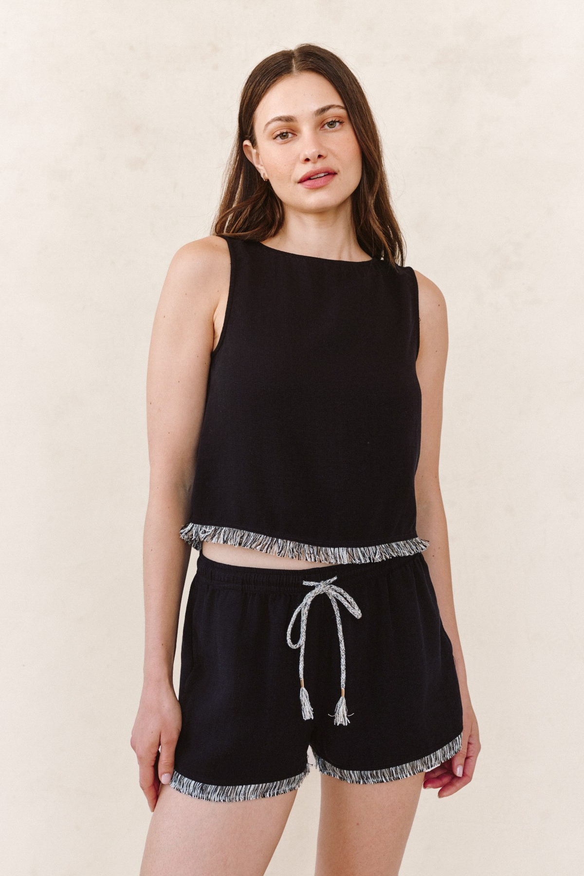 Sleeveless Fray Trim Tank