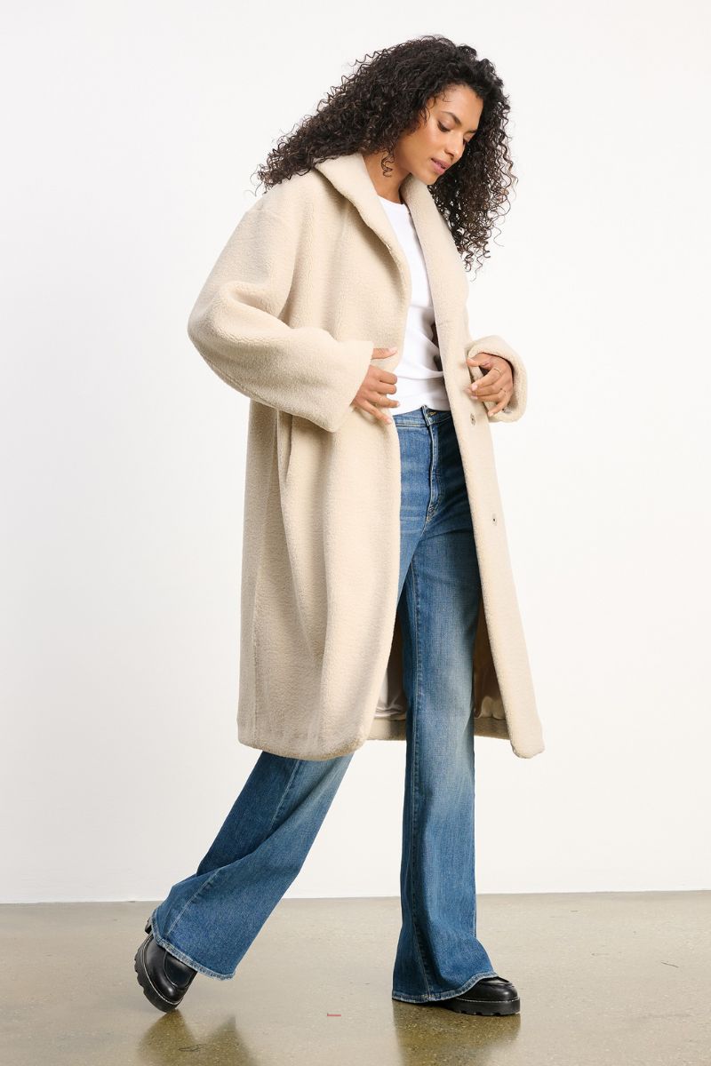 Eleanor Coat