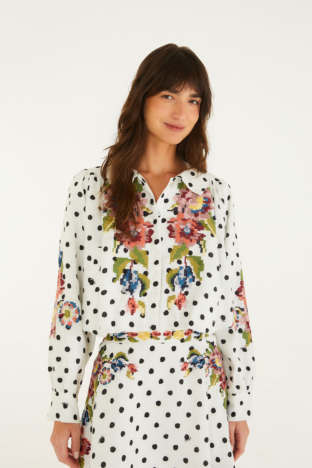 GRANDMA DOTS OFF-WHITE LONG SLEEVE CROP TOP