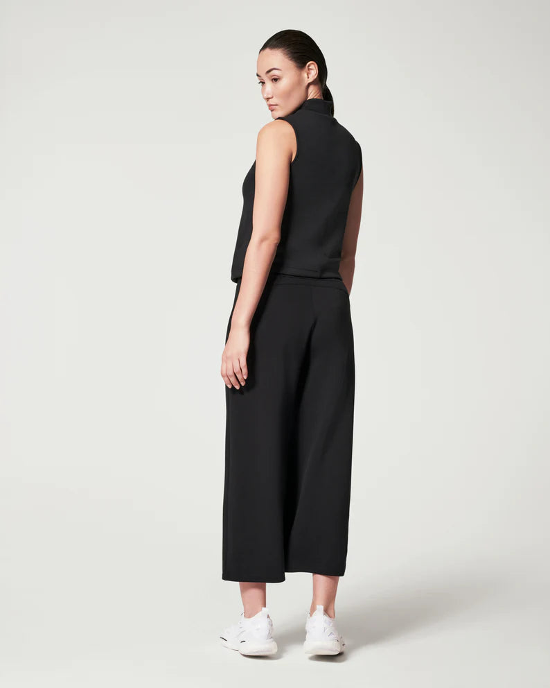 Airessentials Wide Leg Pant