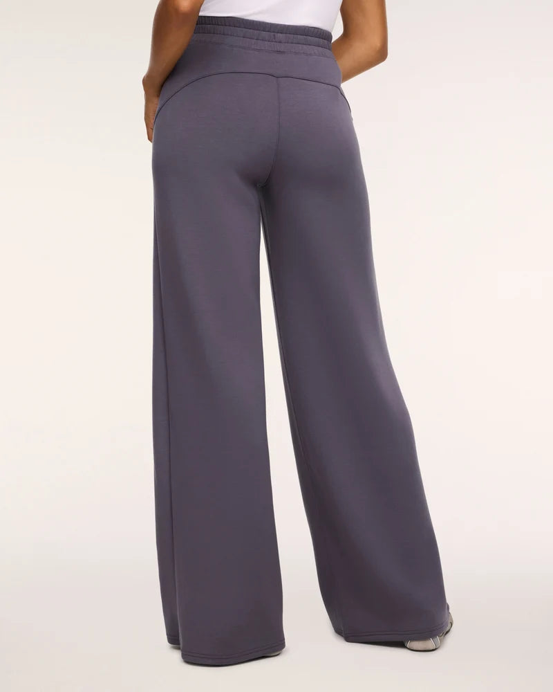 SPANX AirEssentials® Wide Leg Pant