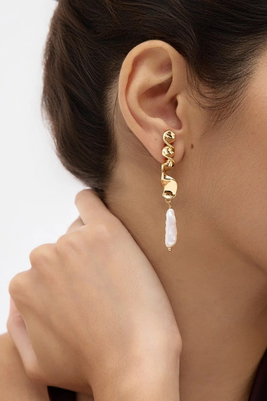 Mirian Pearl Drop Earrings