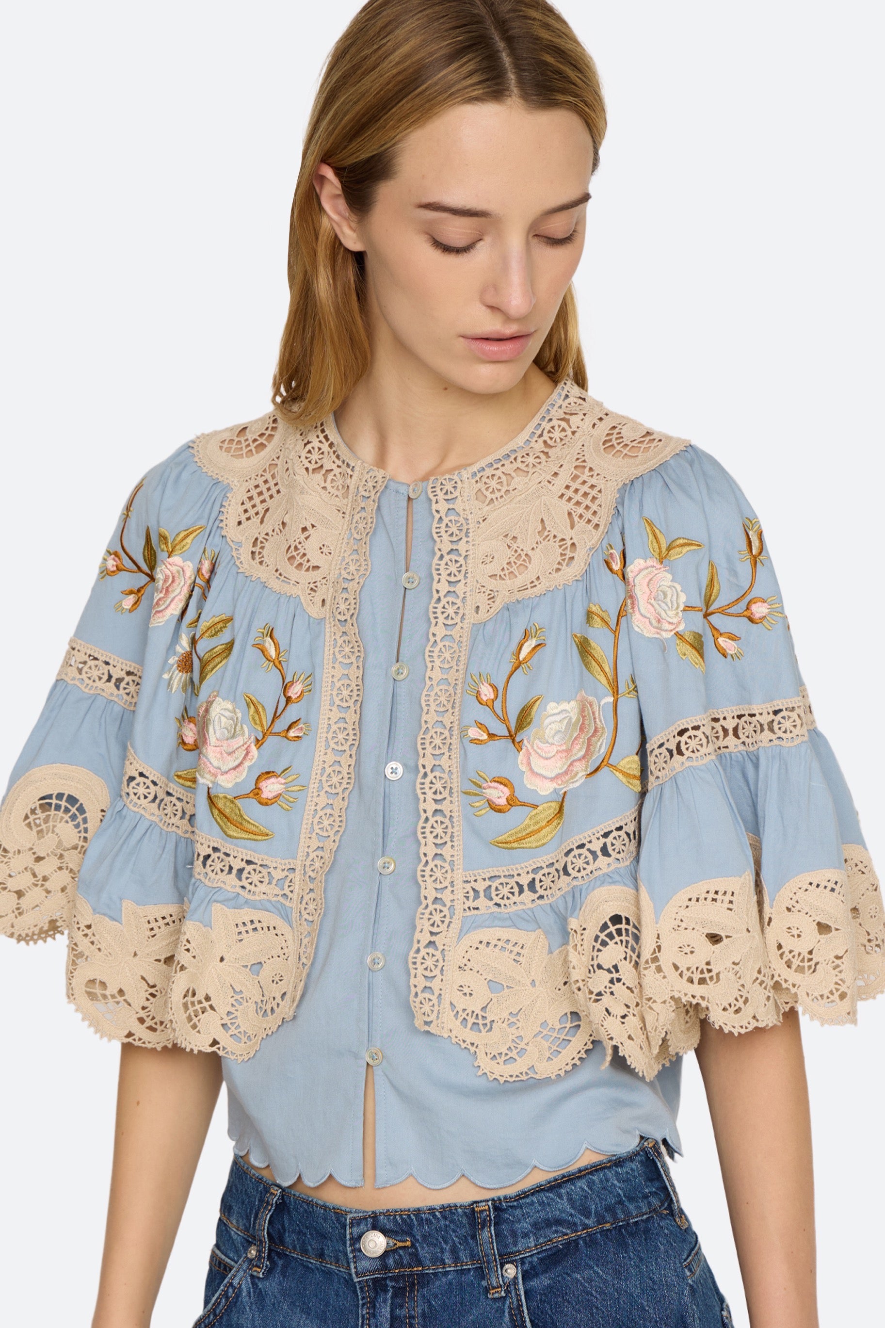 SHIRA EMB CAPE BLOUSE (D2)
