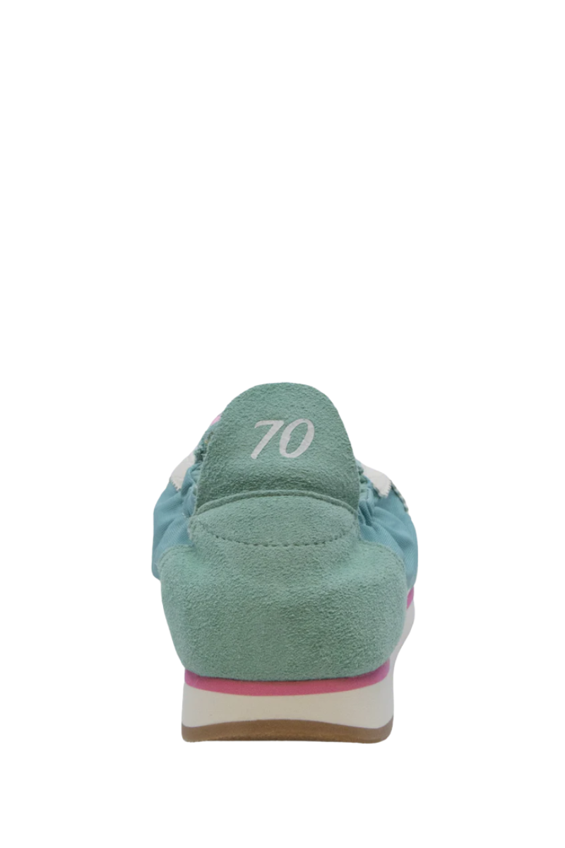 Back 70 Streetwear Rocket in Aqua Sneakers