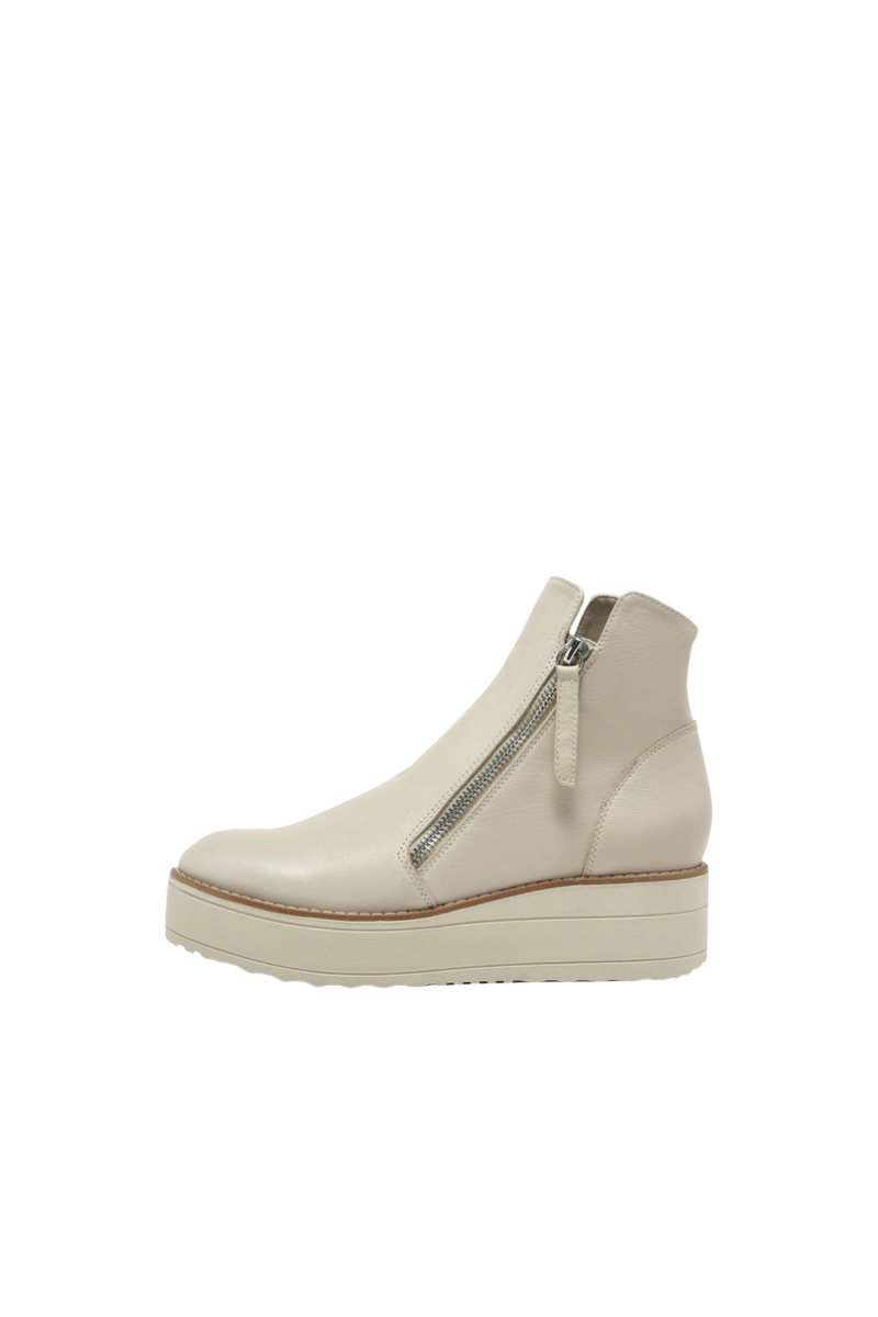 Nene Boot