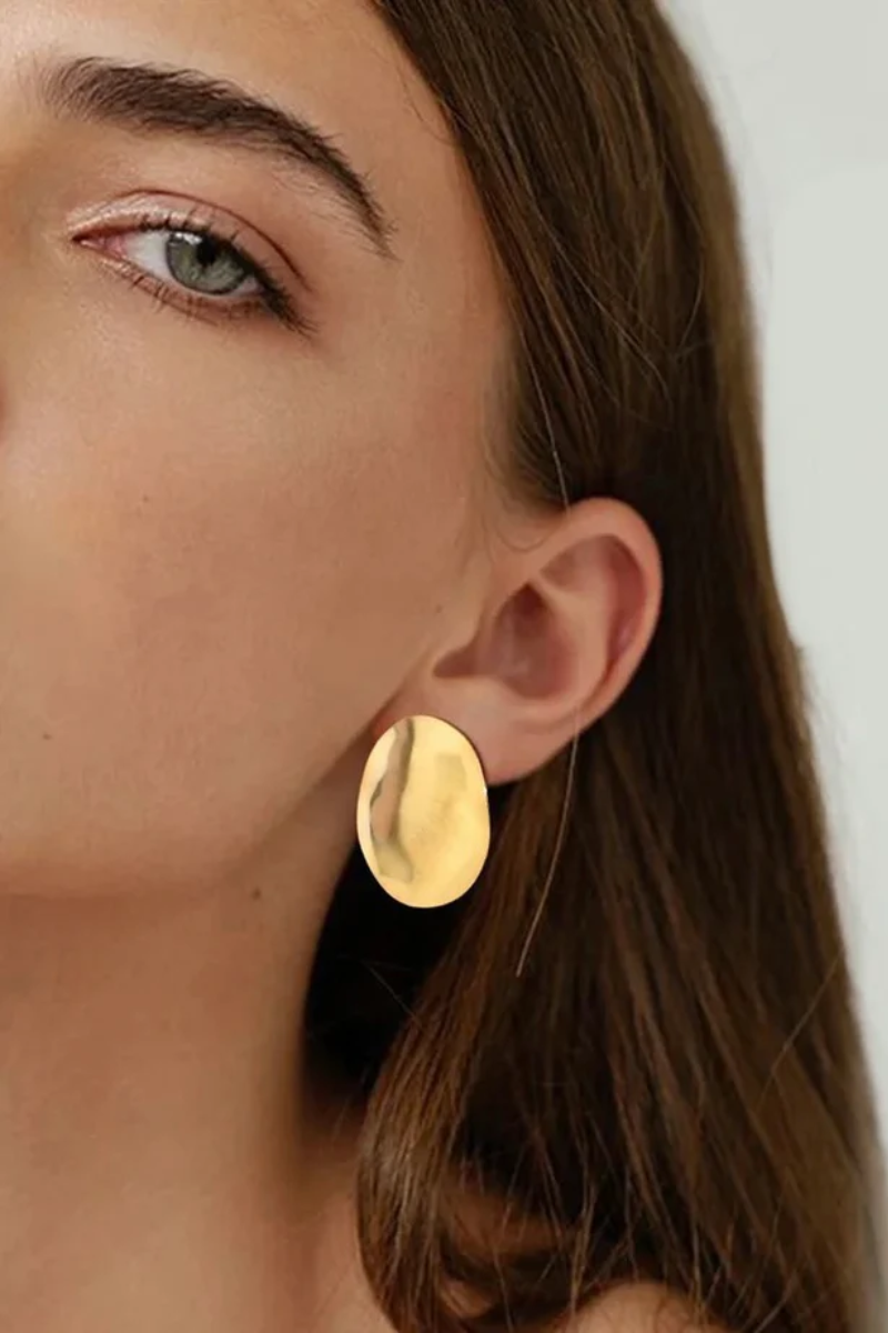 Vanessa Oval Statement Earring