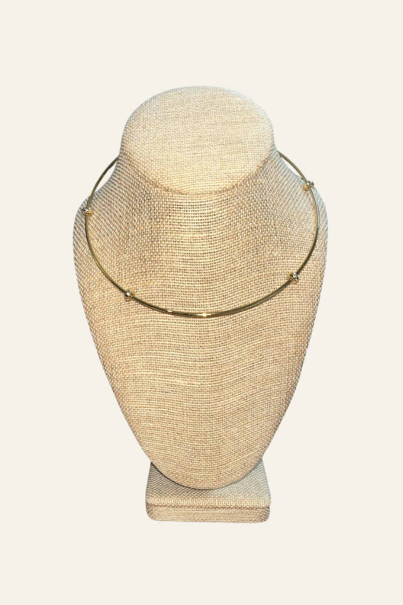 Hero Neck Wire Necklace
