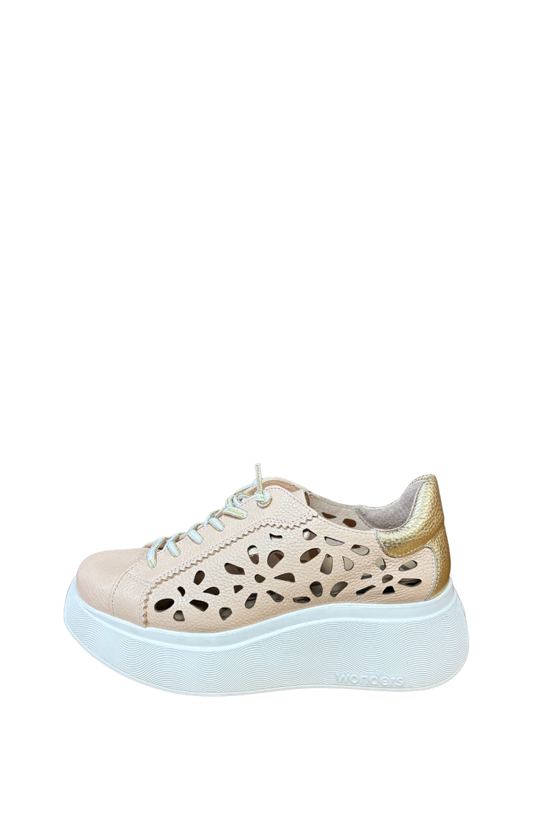 Wild Anan Sneaker