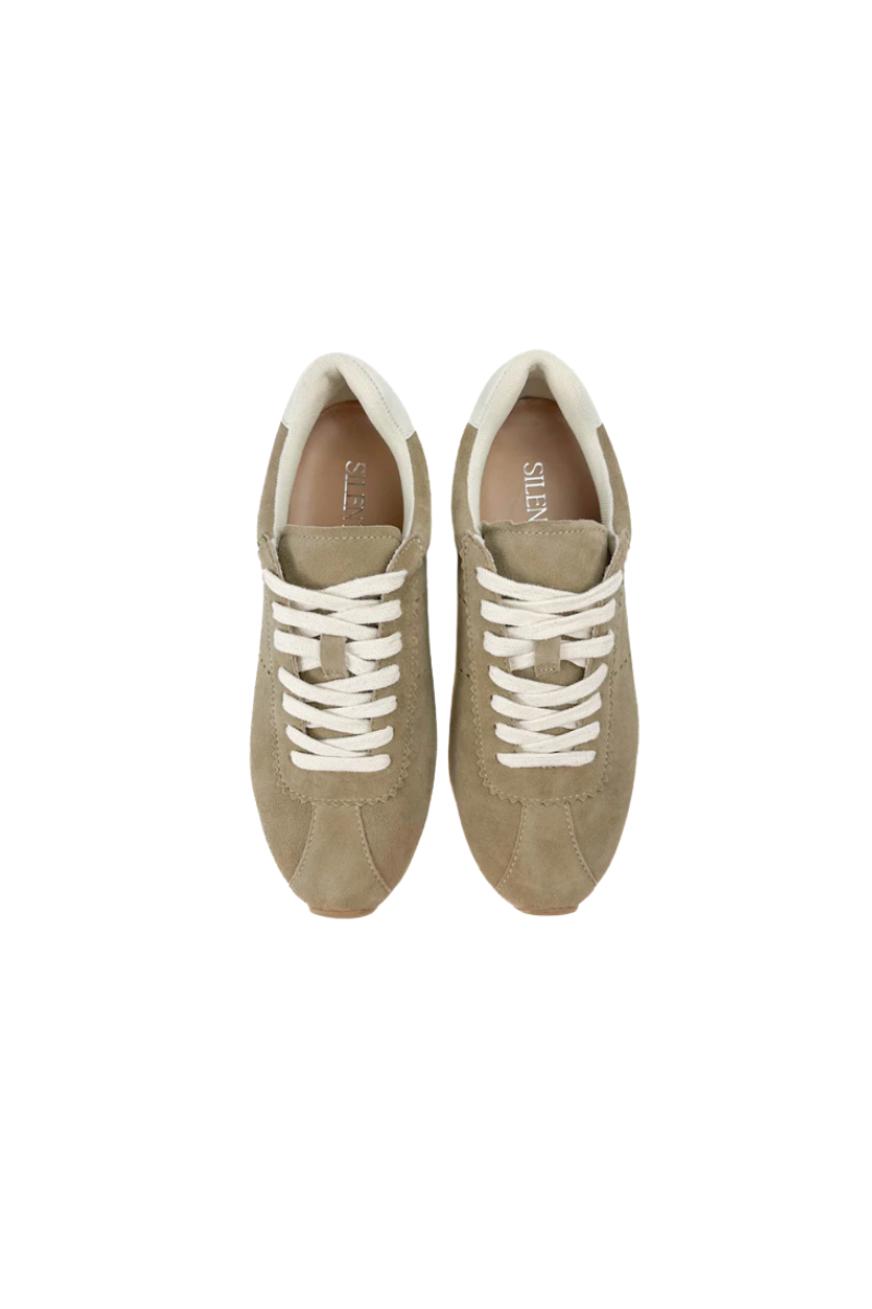 Trophy Sneaker