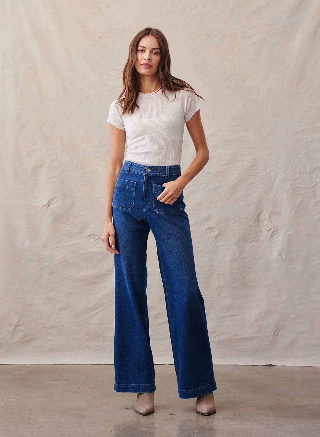 Bella Dahl Dark Night Wash Lola Two Pocket Wide Leg Jean