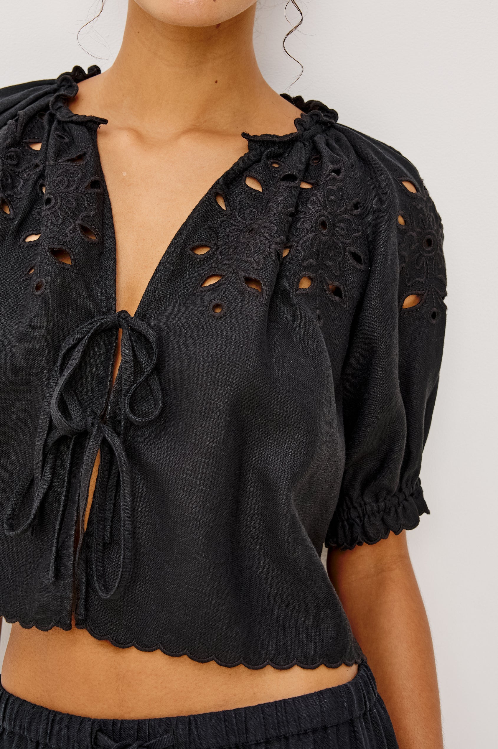 Lizbeth Top Black
