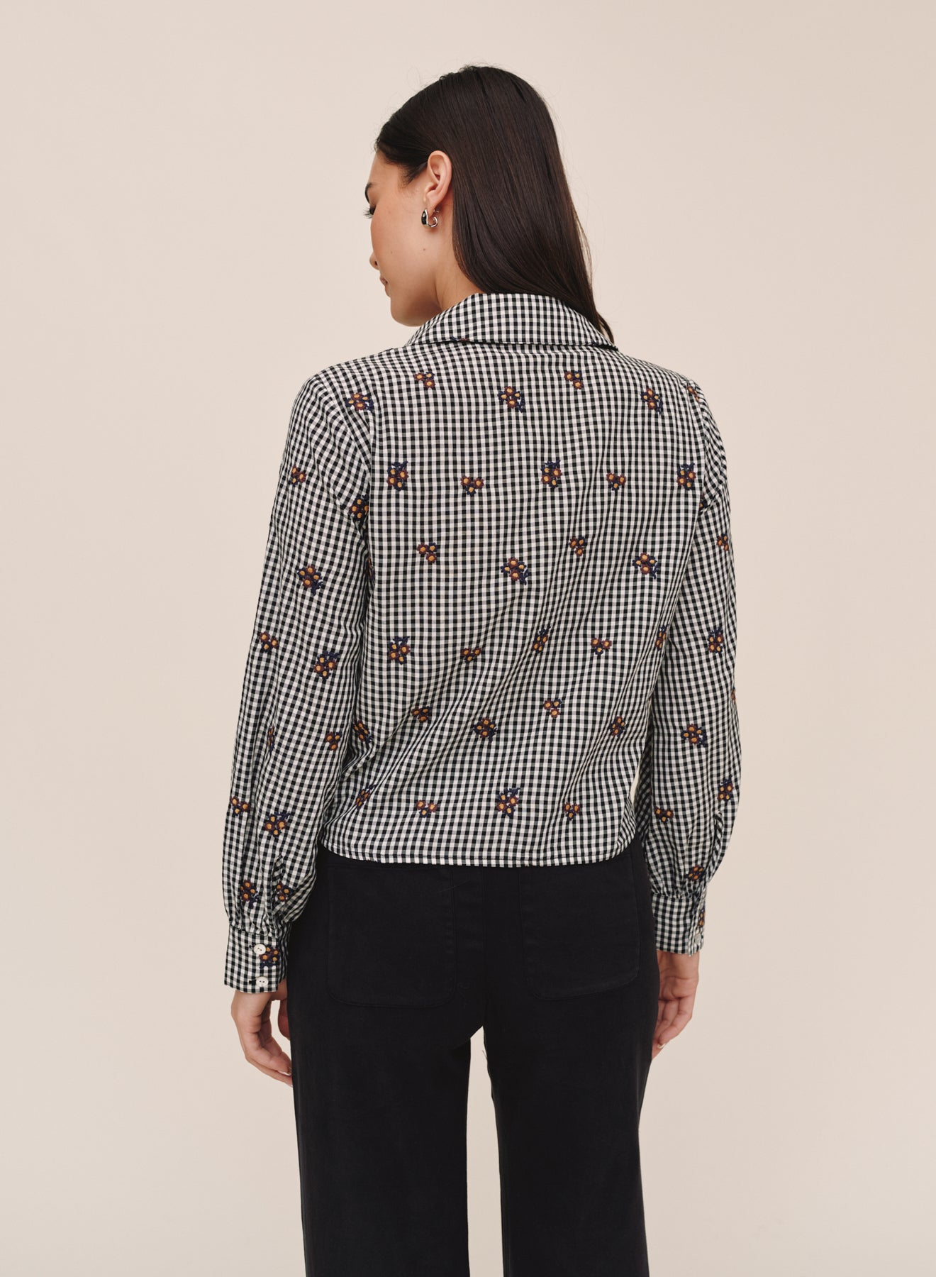 B20251-L82-304 - LONG SLEEVE CROP BUTTON DOWN