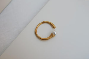Eclat Golden Ring