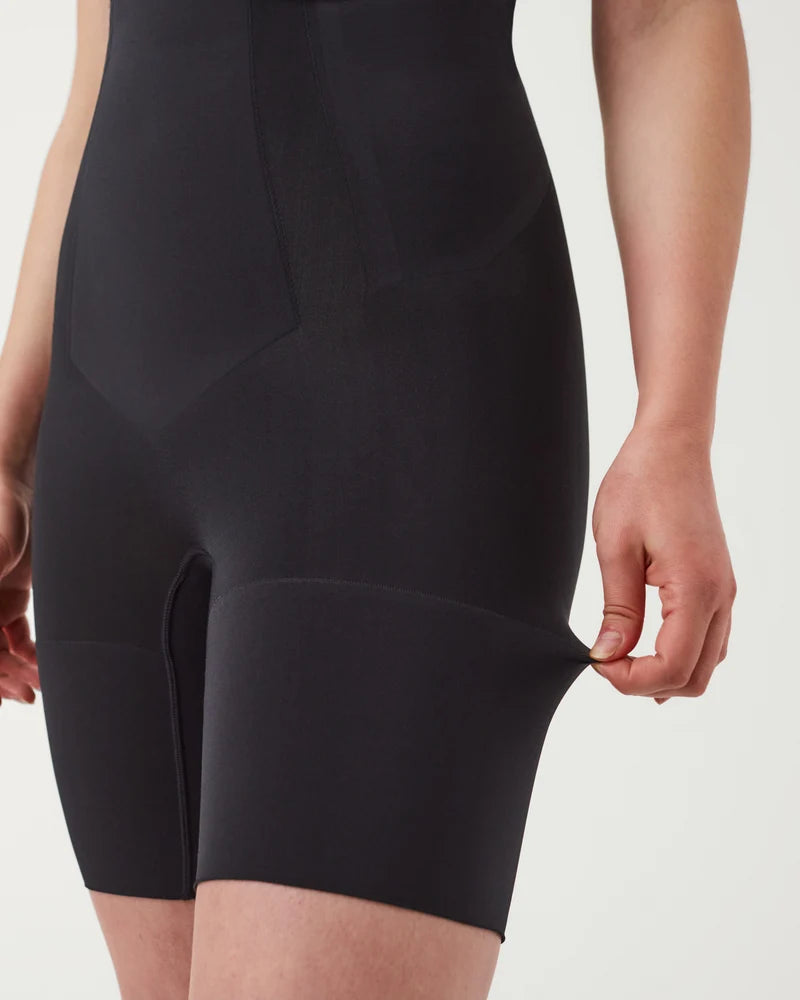 SPANXsculpt® OnCore High-Waisted Mid-Thigh Short