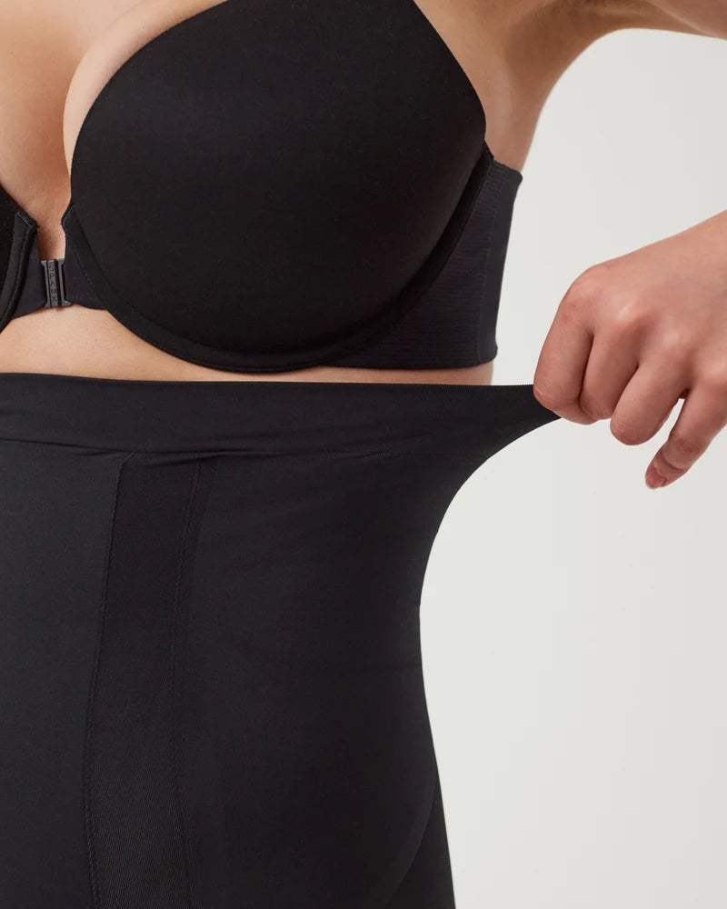 SPANXsculpt® OnCore High-Waisted Mid-Thigh Short
