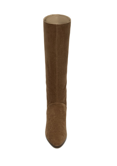 Gwen Boot