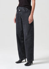 Load image into Gallery viewer, Agolde - Synchronize Criss Cross Jean