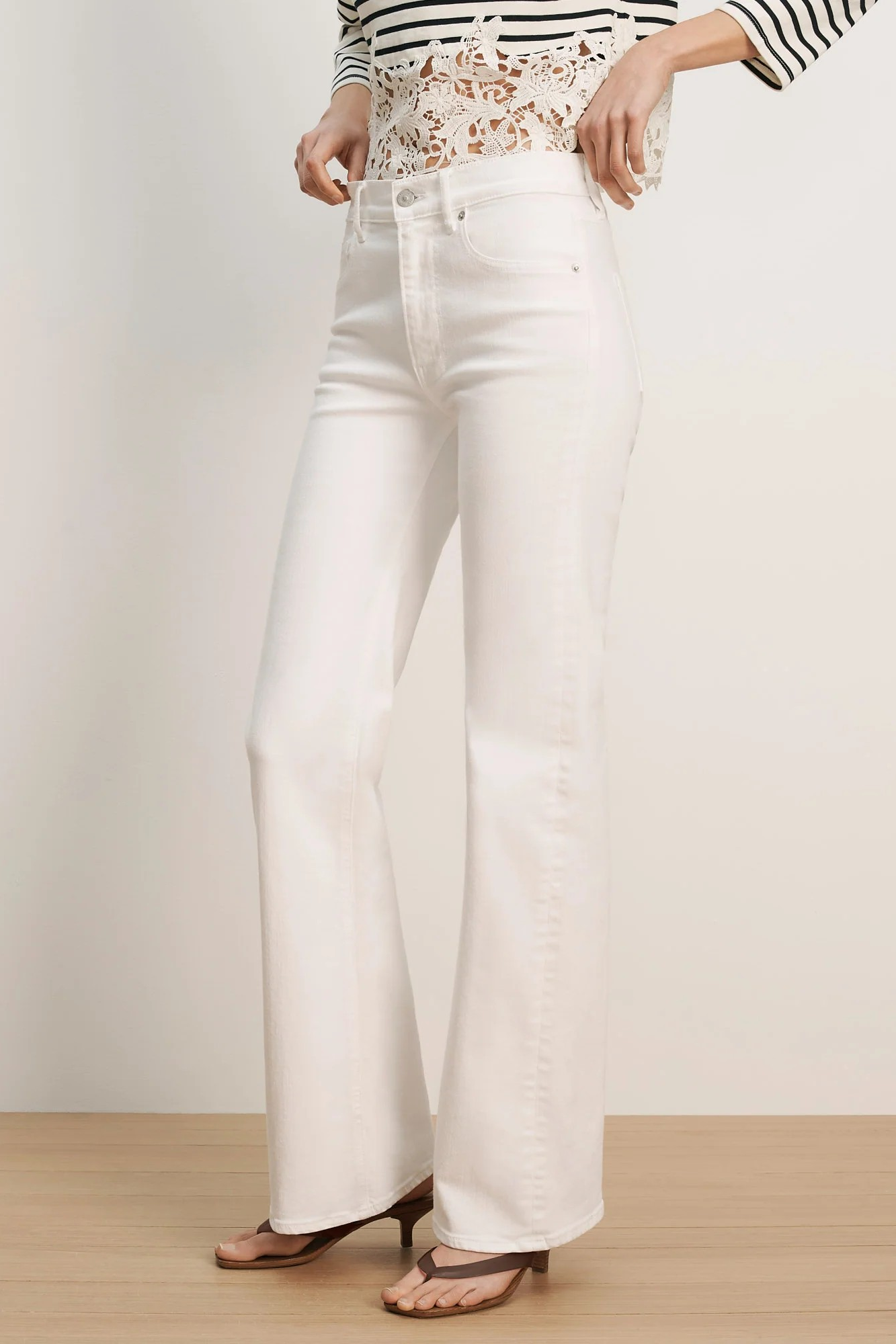 Crosbie Mid Rise Wide Leg Jean