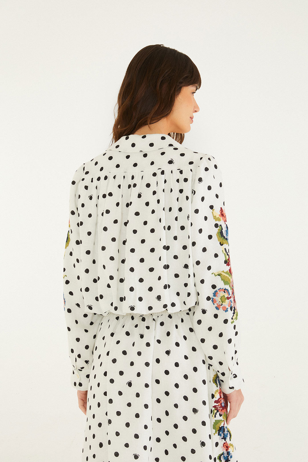 GRANDMA DOTS OFF-WHITE LONG SLEEVE CROP TOP